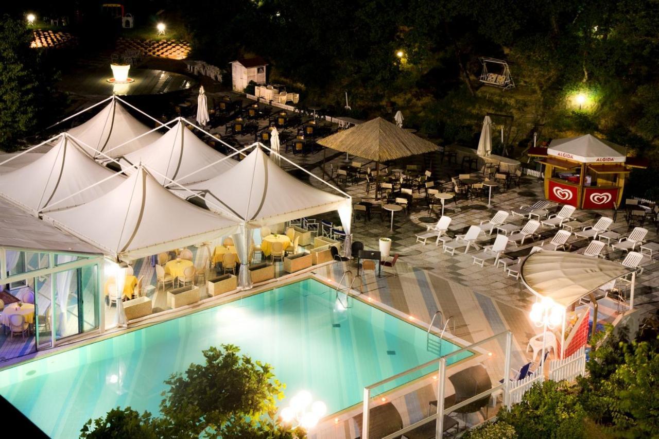 Hotel Posta Dependance Chianciano Terme Exteriör bild
